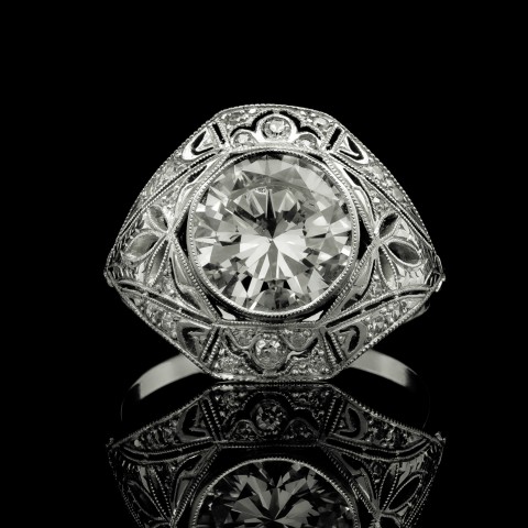 Platynowy pierścionek z diamentem ~2.50ct