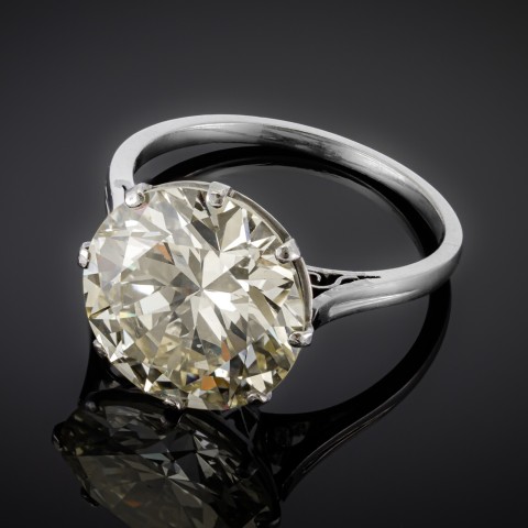 Platynowy pierścionek z diamentem 6.66ct